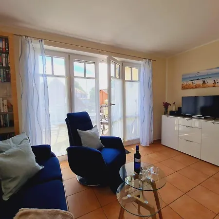 Appartement Strandlaeufer Rosita Mit Garten